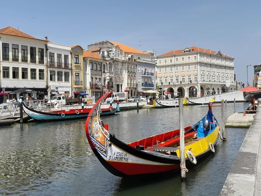 Light Brown Central Apartment Aveiro Bagian luar foto