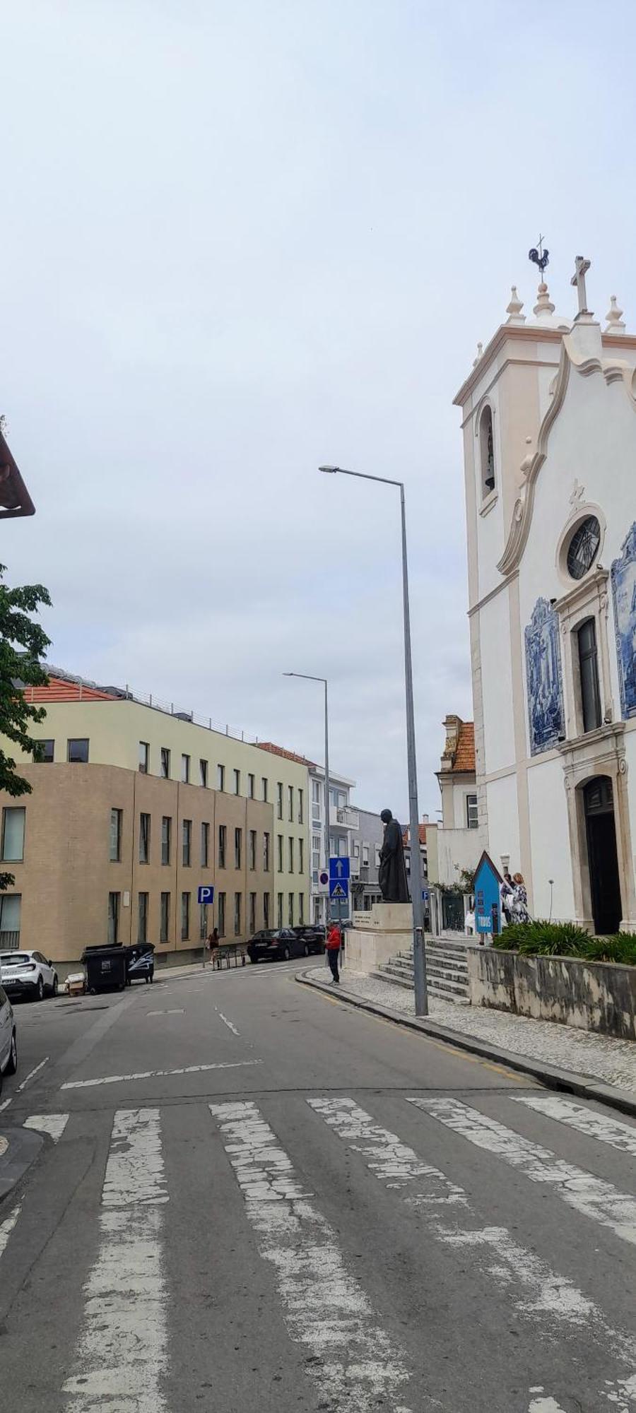 Light Brown Central Apartment Aveiro Bagian luar foto